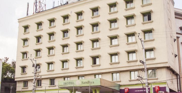 Sandhya Hotel Hyderabad Ngoại thất bức ảnh
