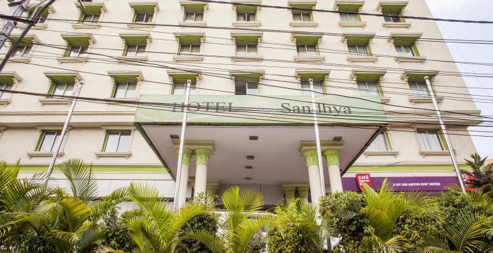 Sandhya Hotel Hyderabad Ngoại thất bức ảnh