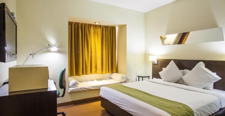 Sandhya Hotel Hyderabad Ngoại thất bức ảnh